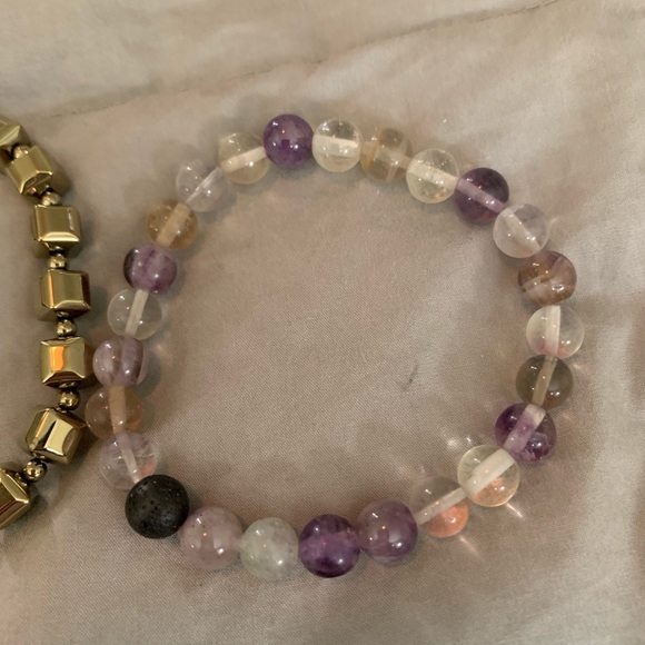 Crystal Bracelet Lot - Garnet, Shungite, Pyrite and Flourite - Picture 5 of 5